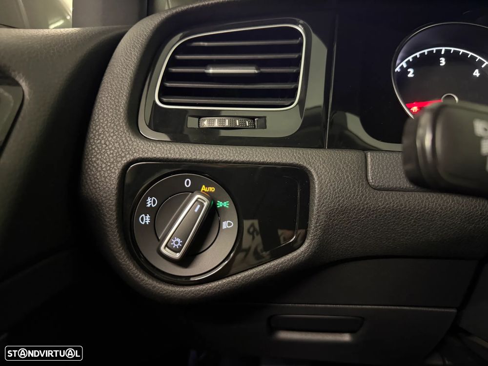 VW Golf Variant 1.6 TDi Highline - 24