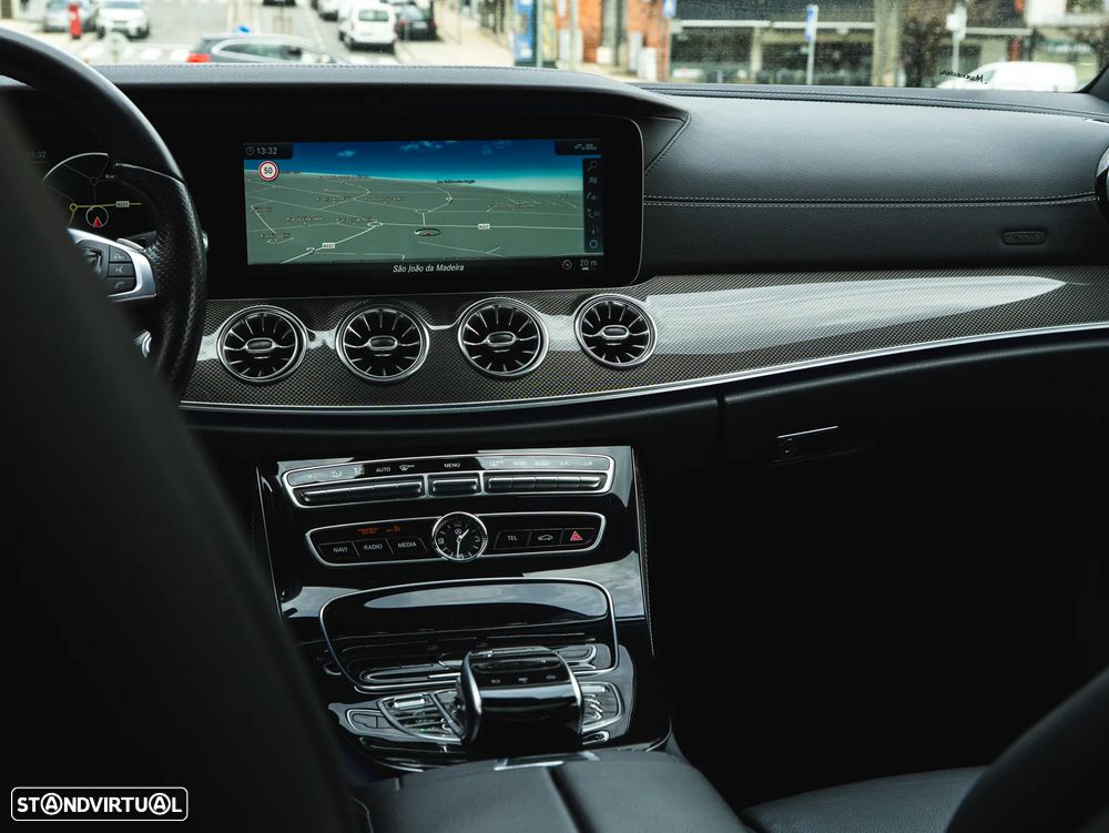Mercedes-Benz E 220 d AMG Line Aut. - 21