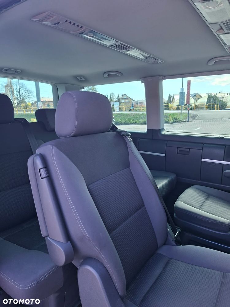 Volkswagen Multivan - 18