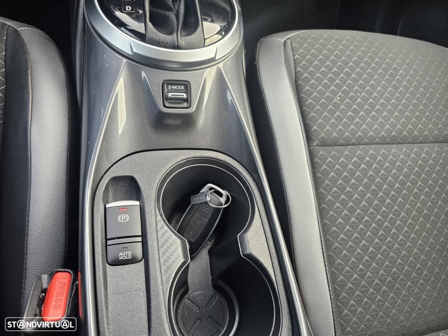 Nissan Juke 1.0 DIG-T N-Connecta NAV. DCT - 26