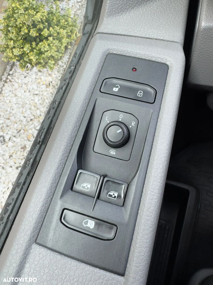 Volkswagen T6.1 - 26