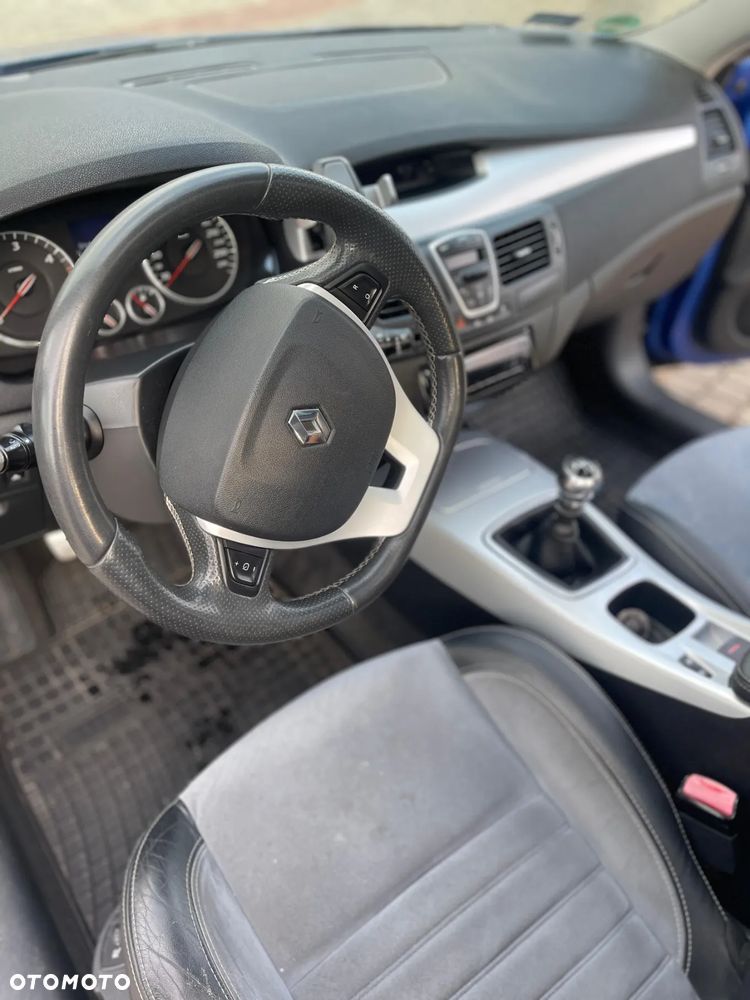 Renault Laguna 2.0 dCi FAP GT - 3