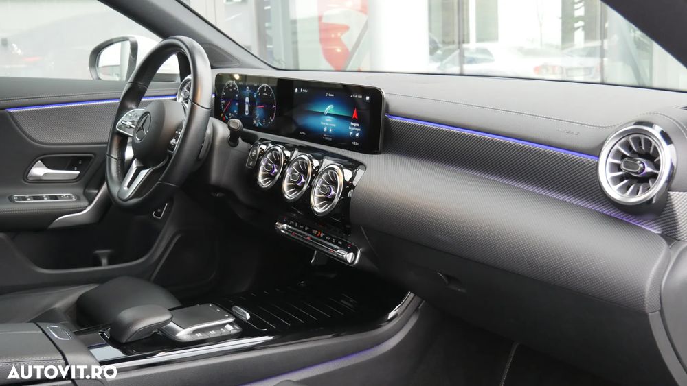 Mercedes-Benz CLA - 11