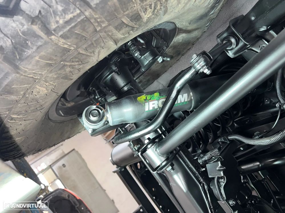 Toyota Land Cruiser 4.2 TDi CA - 32