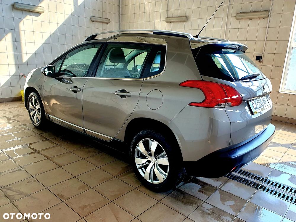 Peugeot 2008 1.6 e-HDi Allure S&S - 3