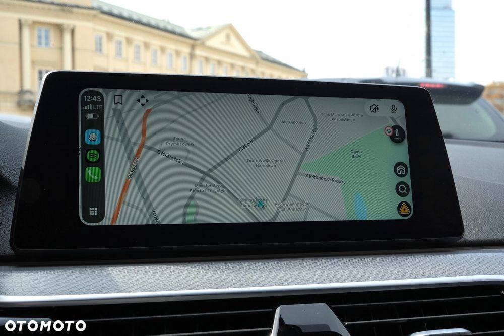 BMW Seria 5 520d M Sport - 17