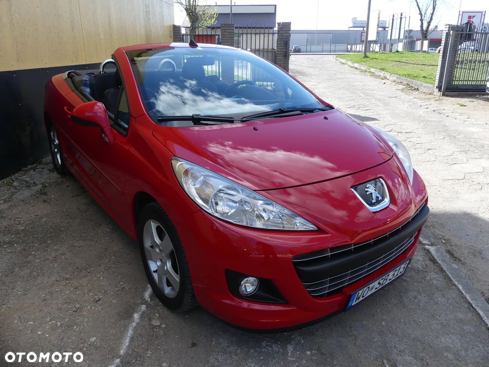 Peugeot 207 CC - 10