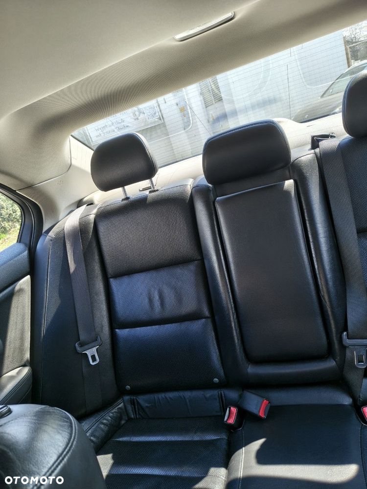 Honda Accord 2.0 Elegance - 7