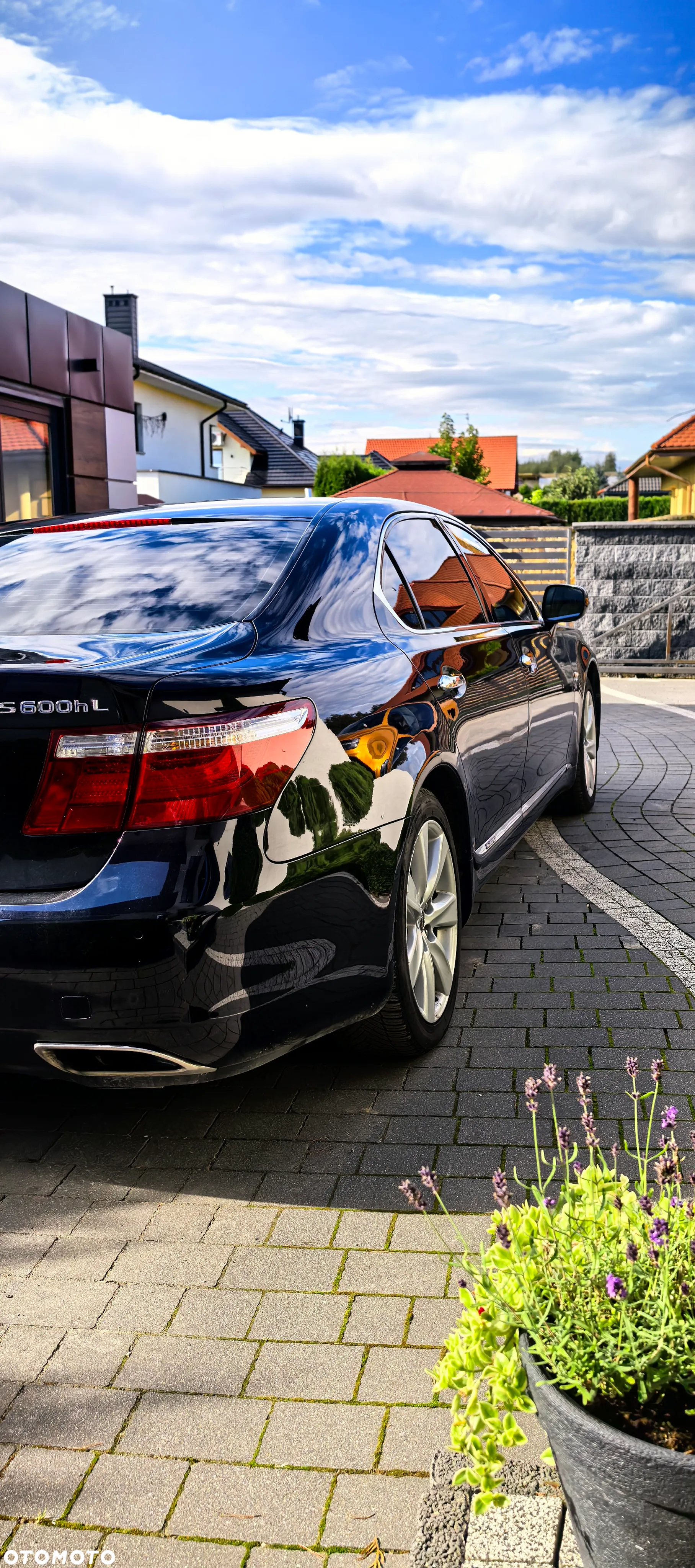 Lexus LS - 6
