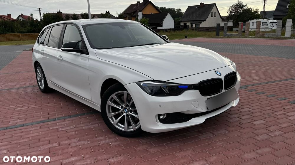 BMW Seria 3 325d - 38