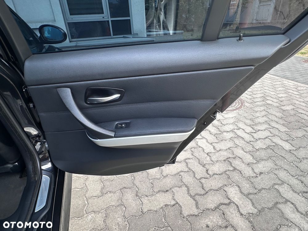 BMW Seria 3 - 28