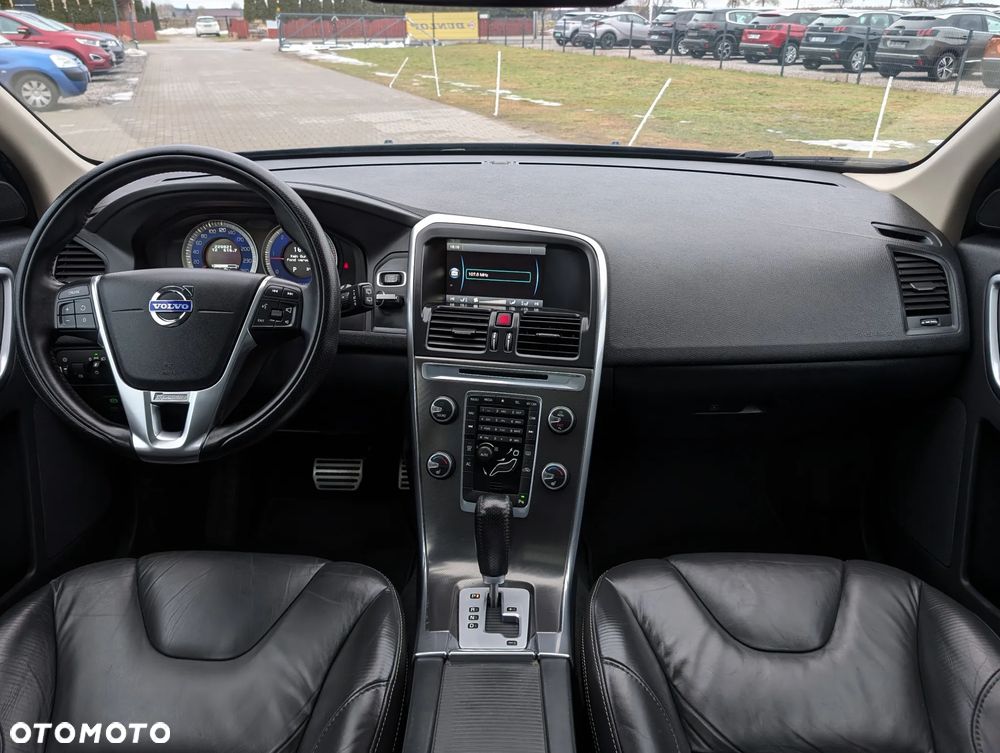 Volvo XC 60 D3 R Design - 25