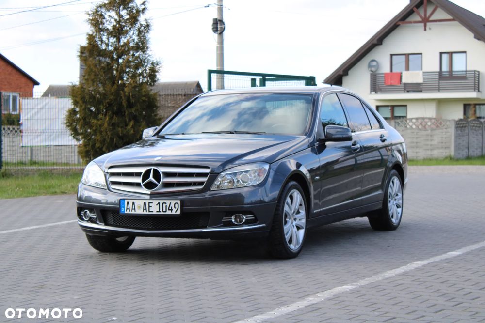 Mercedes-Benz Klasa C 180 Kompressor Automatik BlueEFFICIENCY Avantgarde - 1