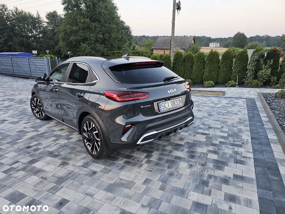 Kia XCeed 1.5 T-GDI Business Line DCT - 11