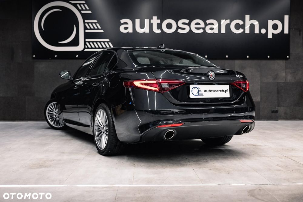 Alfa Romeo Giulia 2.0 Turbo Business - 7