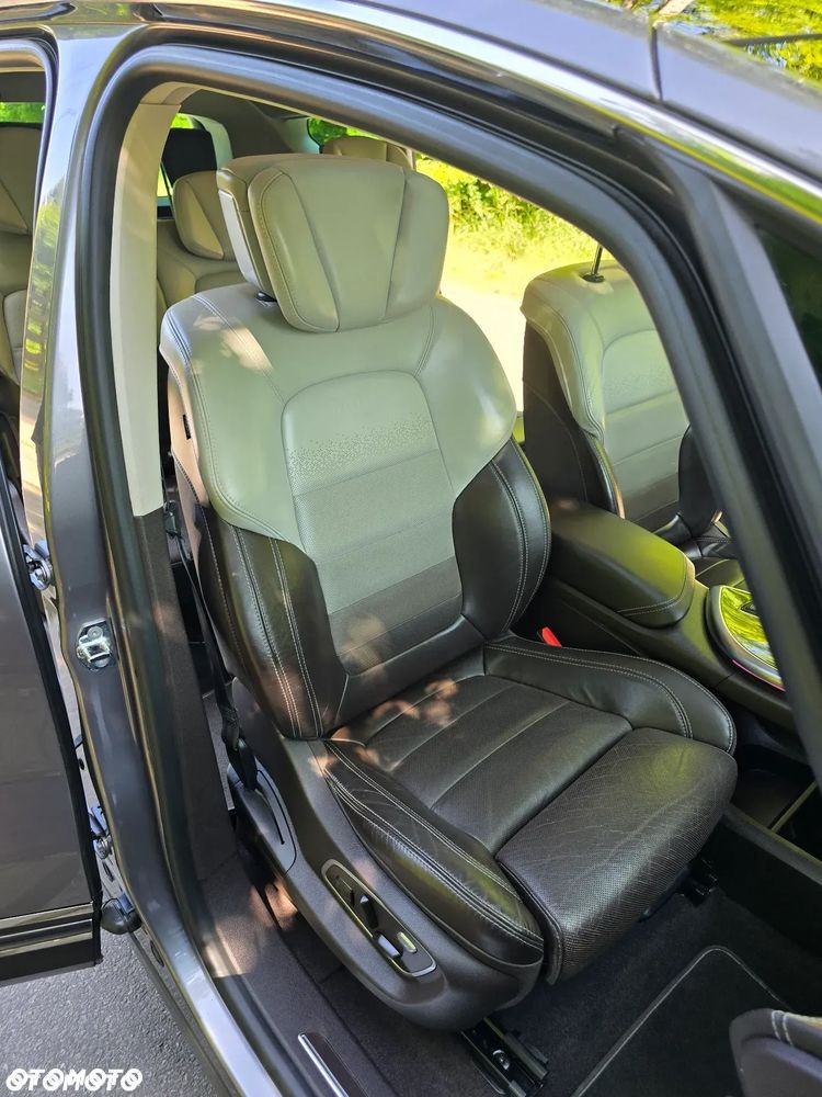 Renault Espace 1.6 dCi Energy Initiale Paris EDC 7os - 20