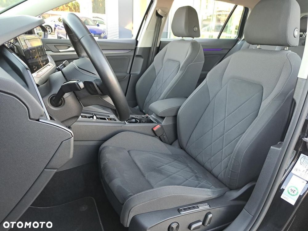 Volkswagen Golf VIII 2.0 TDI Style DSG - 11
