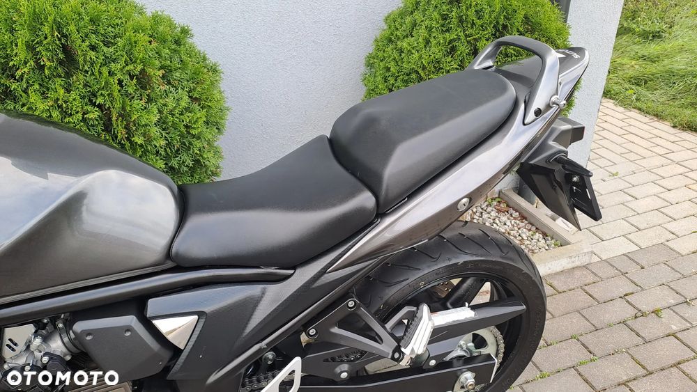 Suzuki Bandit - 35