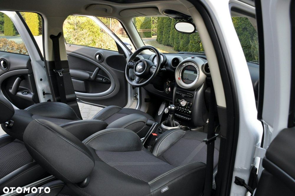 MINI Countryman - 24
