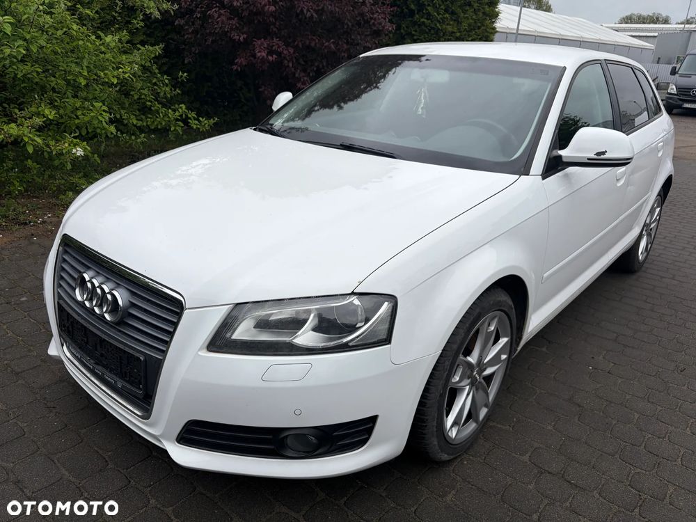 Audi A3 Sportback 1.4 TFSI Attraction - 2