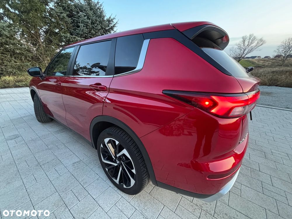 Mitsubishi Outlander - 5