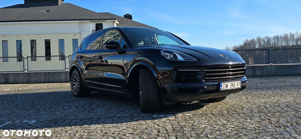 Porsche Cayenne Standard - 12