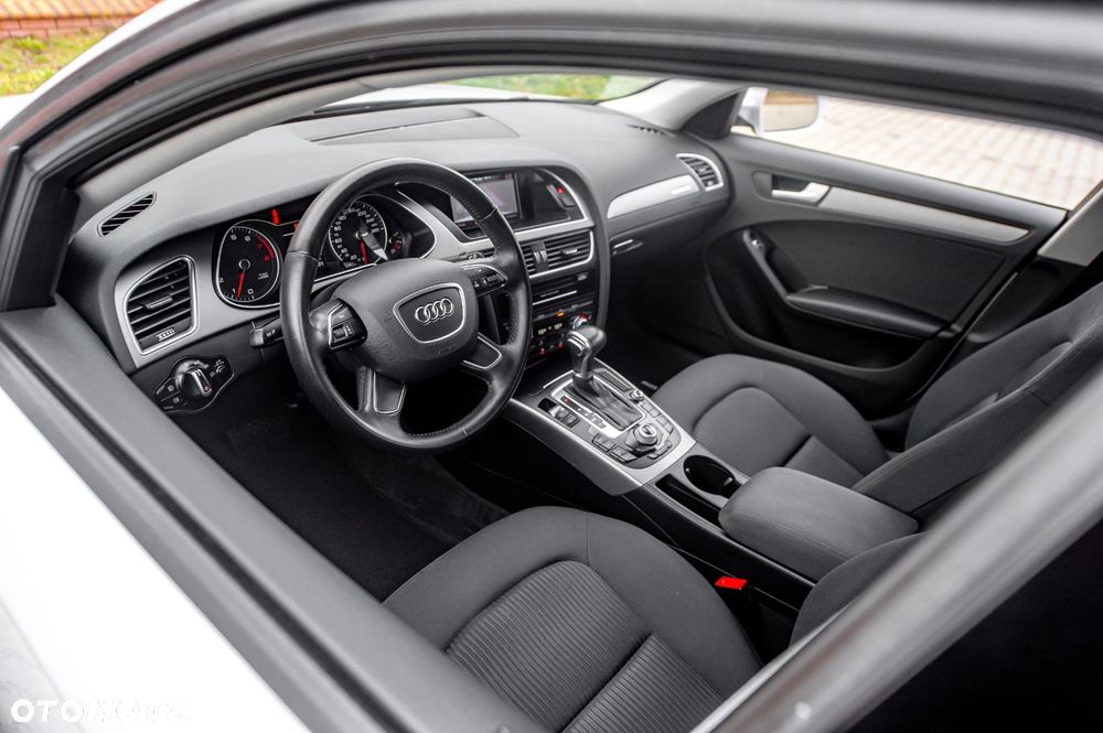 Audi A4 Avant 2.0 TFSI quattro S tronic S line Sportpaket - 19