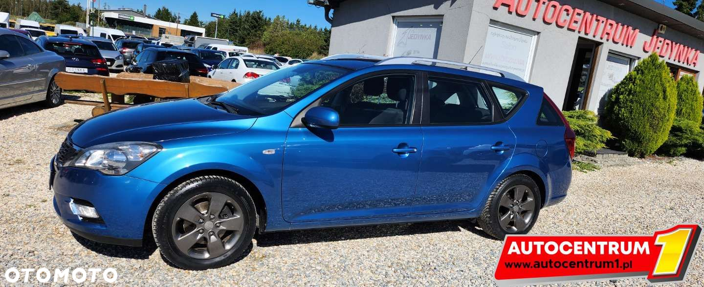Kia Ceed - 13