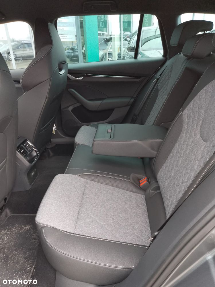 Skoda Octavia 2.0 TDI Sportline DSG - 9