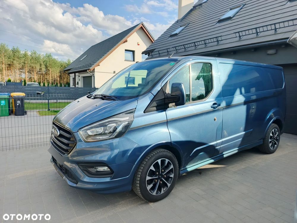 Ford Custom - 6