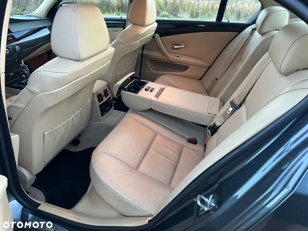BMW Seria 5 - 39