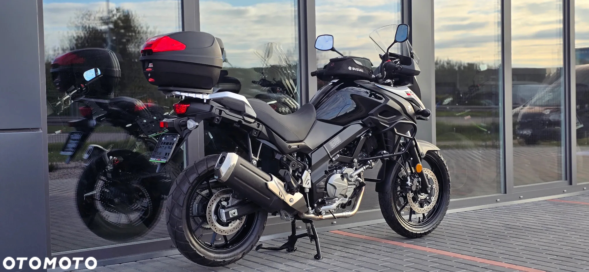 Suzuki DL - 6