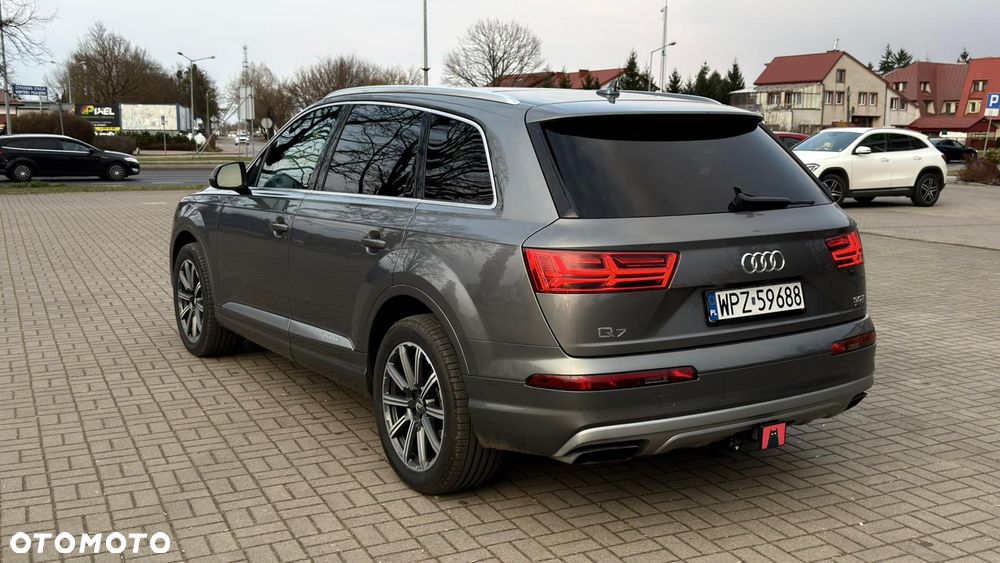 Audi Q7 - 5