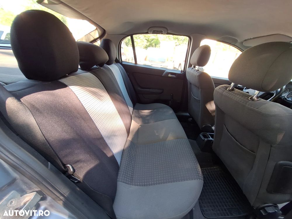 Opel Astra - 13
