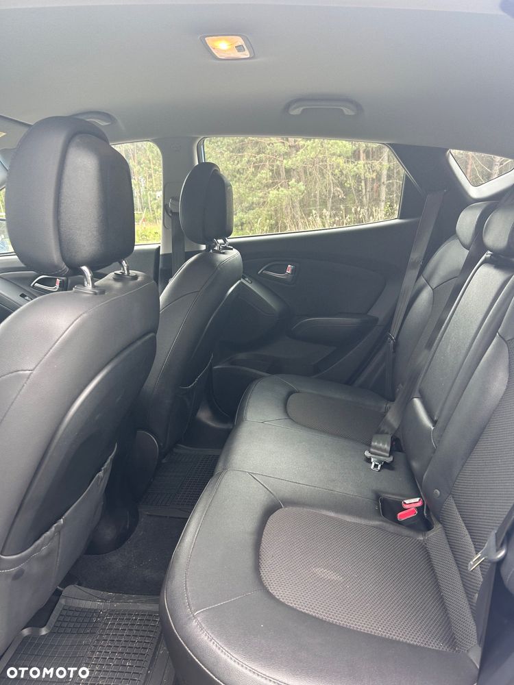 Hyundai ix35 1.6 2WD Fifa World Cup Edition - 9