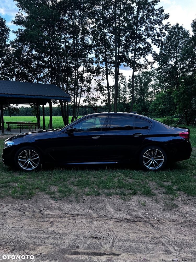 BMW Seria 5 520d M Sport sport - 8