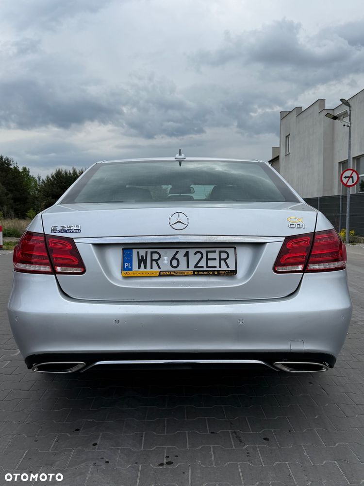 Mercedes-Benz Klasa E 250 BlueTEC 9G-TRONIC Classic - 6