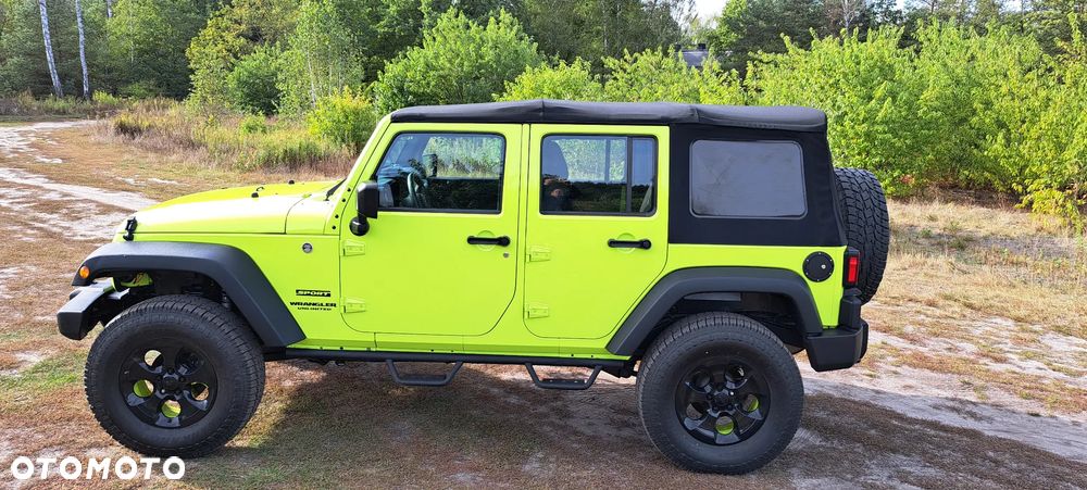 Jeep Wrangler - 25