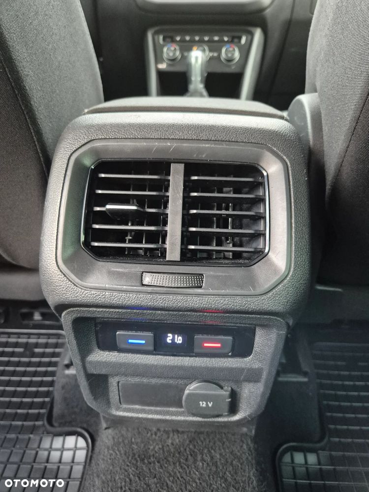 Volkswagen Tiguan - 13