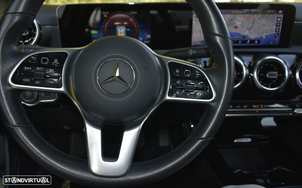 Mercedes-Benz A 250 e Style Plus - 14