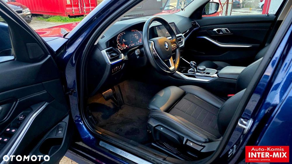 BMW Seria 3 320i GPF Advantage - 38
