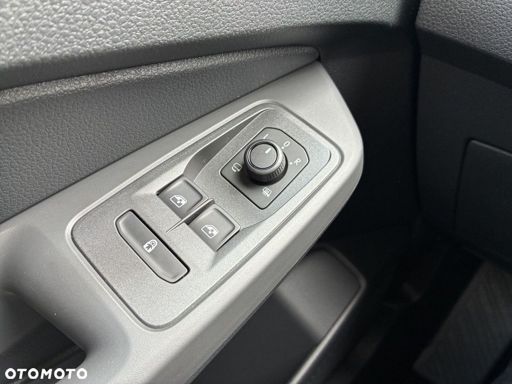 Volkswagen Caddy Maxi/AUTOMAT/7 osob., benzyna 1.5 TSI 116 KM r. o. 2970 mm - 33