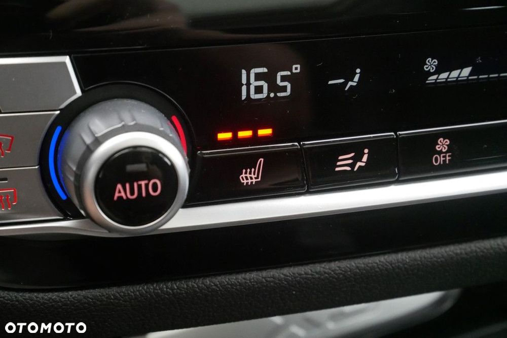 BMW X3 - 32