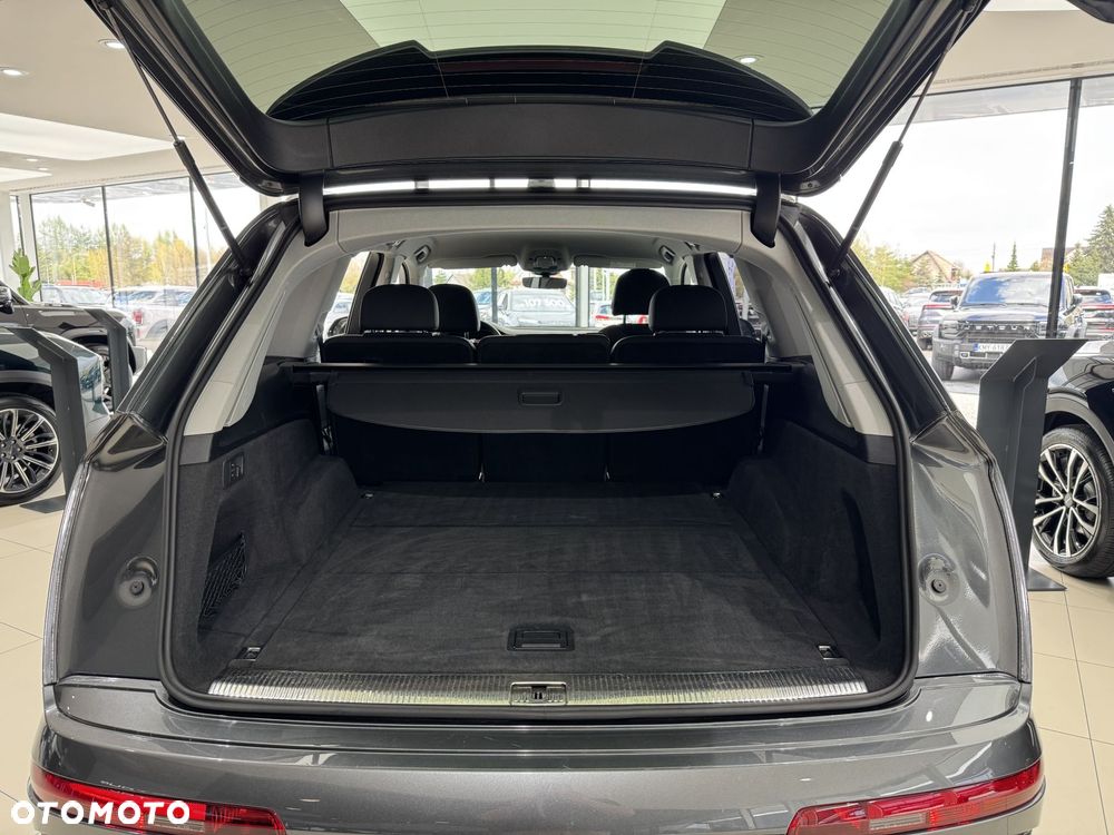 Audi Q7 - 19