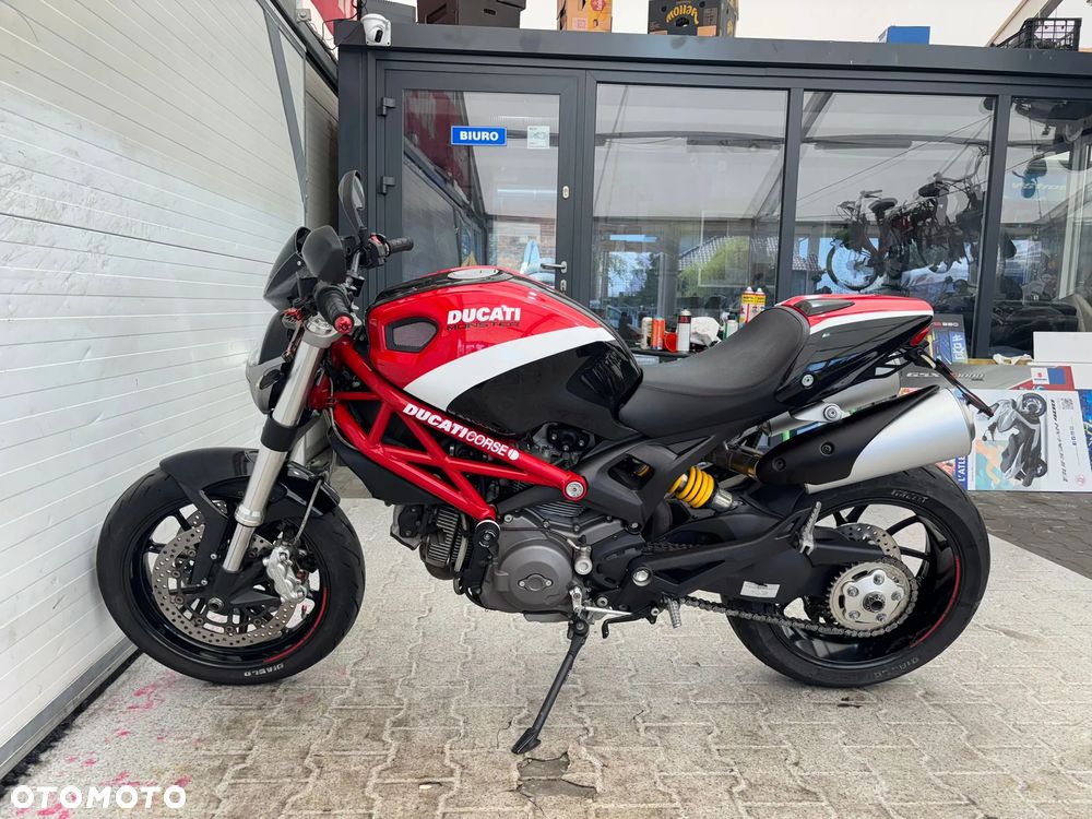 Ducati Monster - 17