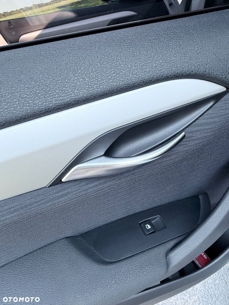 BMW X1 xDrive18d - 18