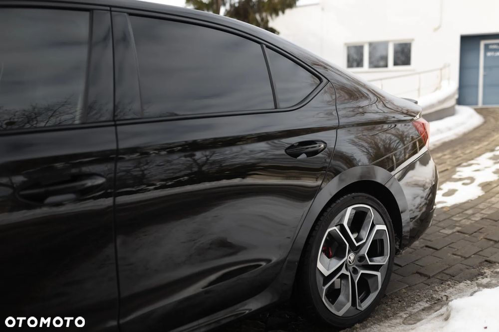 Skoda Octavia 2.0 TSI GPF RS 245 DSG - 10