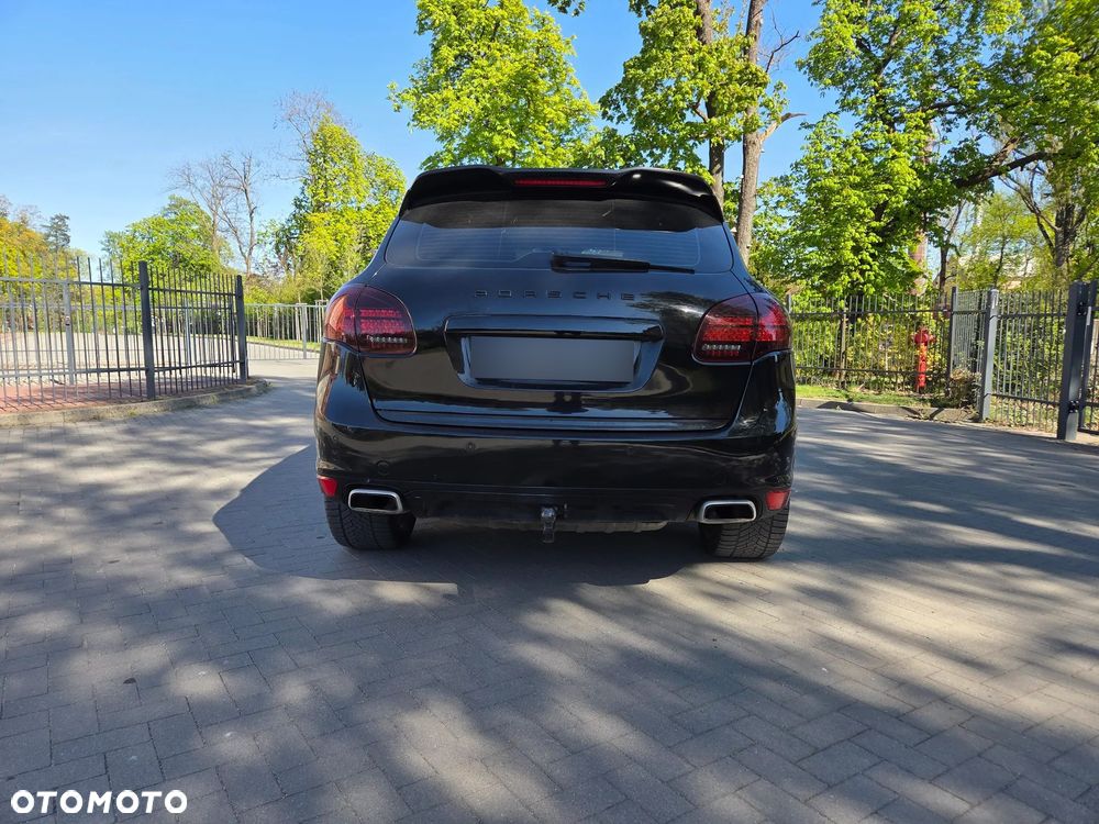 Porsche Cayenne Tiptronic S - 8