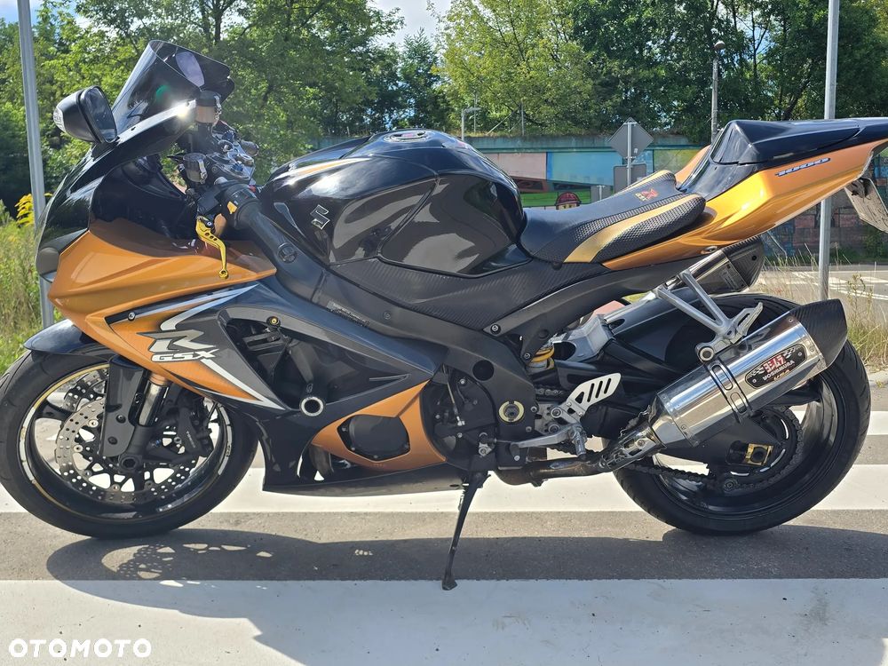 Suzuki GSX-R - 2