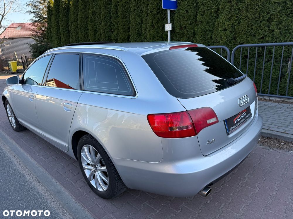 Audi A6 Avant - 16